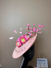 Load image into Gallery viewer, Pink hat in solid Sinamay