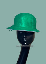 Load image into Gallery viewer, Cloche grey hat matching coat