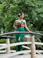 Load image into Gallery viewer, Vanesa set in green linen