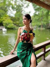 Load image into Gallery viewer, Vanesa set in green linen