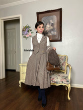 Load image into Gallery viewer, Lolita waistcoat set in Tweed
