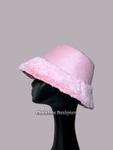 Load image into Gallery viewer, Dusty Pink felt, fur hat matching coat
