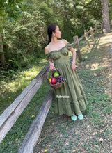 Load image into Gallery viewer, Belle Dress in linen