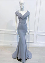 Load image into Gallery viewer, Andy Gown in Red - Shop women style vintage, Audrey Hepburn jackets online -Christine