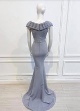 Load image into Gallery viewer, Andy Gown in Red - Shop women style vintage, Audrey Hepburn jackets online -Christine