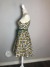 Load image into Gallery viewer, Gigi Dress in Gingham Sunflowers Print cotton - Shop women style vintage, Audrey Hepburn jackets online -Christine