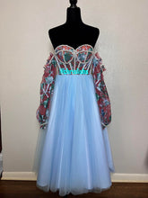 Load image into Gallery viewer, Alice Gown