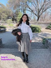 Load image into Gallery viewer, Lisa skirt in Tweet patterns size S - Shop women style vintage, Audrey Hepburn jackets online -Christine