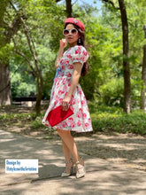 Load image into Gallery viewer, Bella Dress in Rose blooms cotton size S - Shop women style vintage, Audrey Hepburn jackets online -Christine