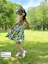 Load image into Gallery viewer, May Dress in Lemon Print cotton size S - Shop women style vintage, Audrey Hepburn jackets online -Christine