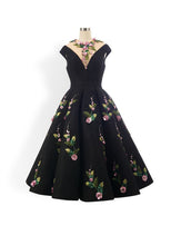 Load image into Gallery viewer, Aurora dress in Black - Shop women style vintage, Audrey Hepburn jackets online -Christine