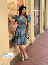 Load image into Gallery viewer, Angela Dress in Green tartan linen size S - Shop women style vintage, Audrey Hepburn jackets online -Christine