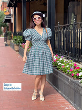 Load image into Gallery viewer, Angela Dress in Green tartan linen size S - Shop women style vintage, Audrey Hepburn jackets online -Christine
