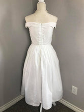 Load image into Gallery viewer, Caroline Dress in White solid cotton size S - Shop women style vintage, Audrey Hepburn jackets online -Christine
