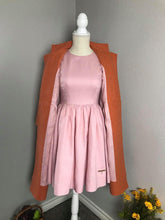 Load image into Gallery viewer, Audrey coat in Tweed patterns Orange free matching pink dress size S - Shop women style vintage, Audrey Hepburn jackets online -Christine