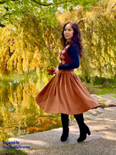 Load image into Gallery viewer, Lisa Skirt in Autumn