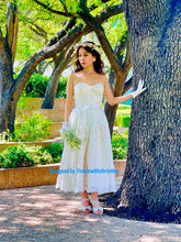 Load image into Gallery viewer, Belle wedding Gowns