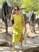 Load image into Gallery viewer, Aria dress in linen
