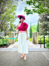 Load image into Gallery viewer, Rose 3D flower top in violet
