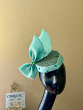 Load image into Gallery viewer, Green hat base - bow in turquoise and cover crown
