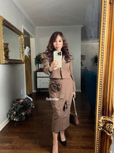 Load image into Gallery viewer, Flor set in Brown
