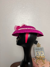 Load image into Gallery viewer, Queen hat in fuchsia
