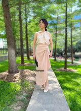 Load image into Gallery viewer, Luxi set in beige color
