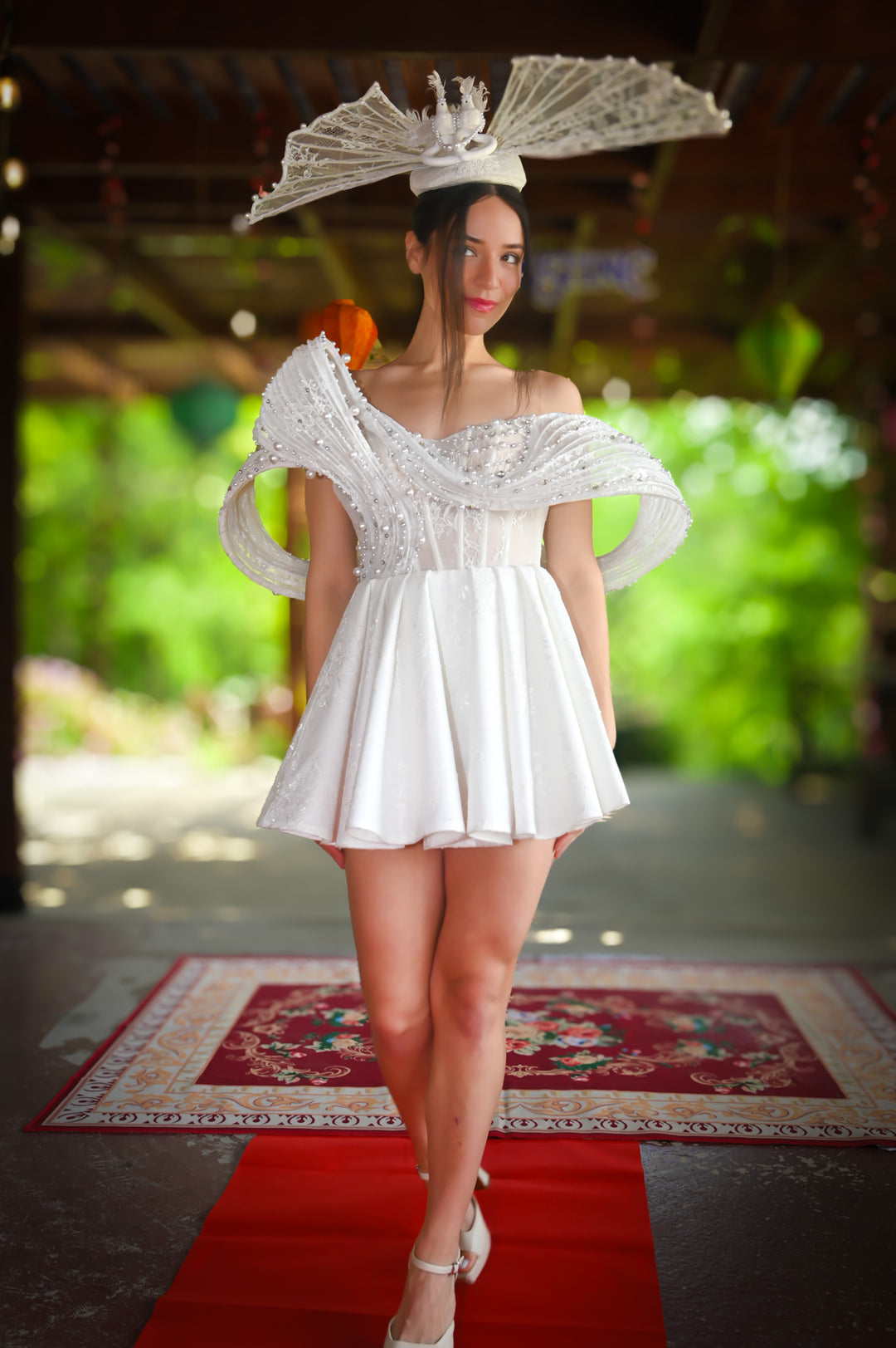 Queen wedding Gowns matching Fascinator – 𝐢ᐯOGᑌE ᑕOᑌTᑌᖇE