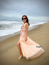 Load image into Gallery viewer, Rose 3D set in beige
