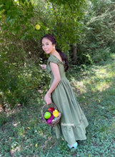 Load image into Gallery viewer, Belle Dress in linen
