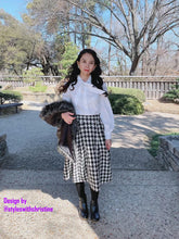 Load image into Gallery viewer, Lisa skirt Tweet patterns and white blouse in cotton - Shop women style vintage, Audrey Hepburn jackets online -Christine
