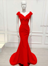 Load image into Gallery viewer, Andy Gown in Red - Shop women style vintage, Audrey Hepburn jackets online -Christine
