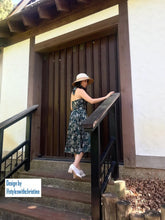 Load image into Gallery viewer, Marilyn Dress in Chiffon bloom flowers - Shop women style vintage, Audrey Hepburn jackets online -Christine
