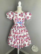 Load image into Gallery viewer, Bella Dress in Rose blooms cotton size S - Shop women style vintage, Audrey Hepburn jackets online -Christine
