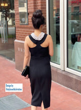 Load image into Gallery viewer, Audrey dress in black - Shop women style vintage, Audrey Hepburn jackets online -Christine
