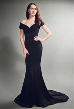 Load image into Gallery viewer, Andy Gown in Red - Shop women style vintage, Audrey Hepburn jackets online -Christine
