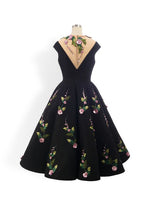 Load image into Gallery viewer, Aurora dress in Black - Shop women style vintage, Audrey Hepburn jackets online -Christine
