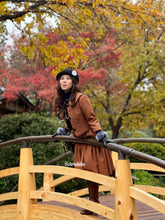 Load image into Gallery viewer, Lisa Collar set in Tweed Fall
