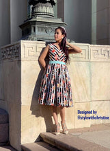 Load image into Gallery viewer, Cici dress in plaid bloom flowers size S

