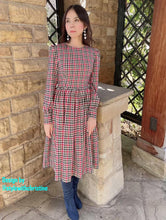Load image into Gallery viewer, Loren Dress in Autumn Plaid Checkered size S - Shop women style vintage, Audrey Hepburn jackets online -Christine
