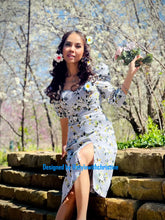 Load image into Gallery viewer, Surie dress in Rose
